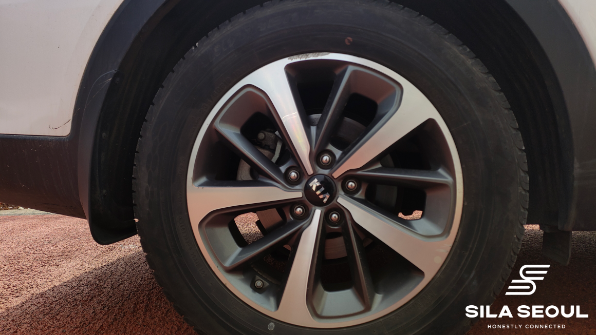 2019 Kia The New Sorento Diesel 2.0 4WD Prestige 7 Passengers - SILASEOUL