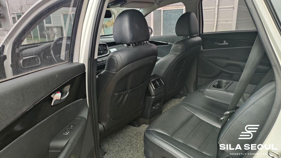 2019 Kia The New Sorento Diesel 2.0 4WD Prestige 7 Passengers - SILASEOUL