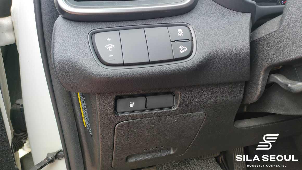 2019 Kia The New Sorento Diesel 2.0 4WD Prestige 7 Passengers - SILASEOUL