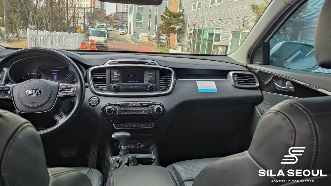 2019 Kia The New Sorento Diesel 2.0 4WD Prestige 7 Passengers - SILASEOUL