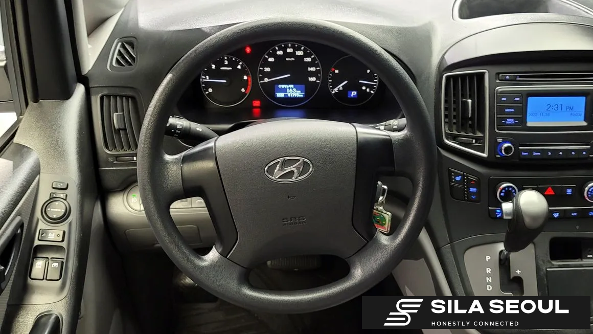 2019 Hyundai The New Grand Starex Wagon 12-seater Smart - SILASEOUL