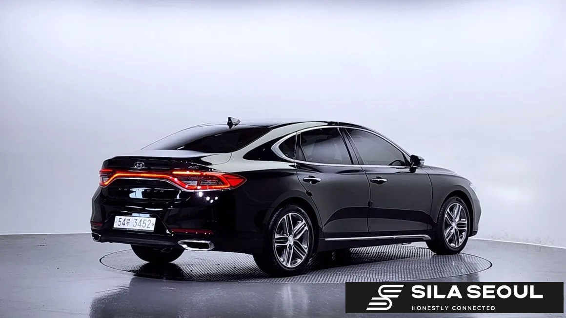 2019 Hyundai Grandeur IG 2.2 Diesel Premium - SILASEOUL
