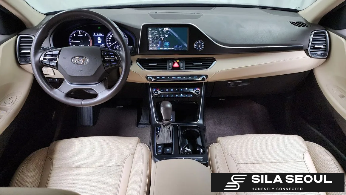 2019 Hyundai Grandeur IG 2.2 Diesel Premium - SILASEOUL