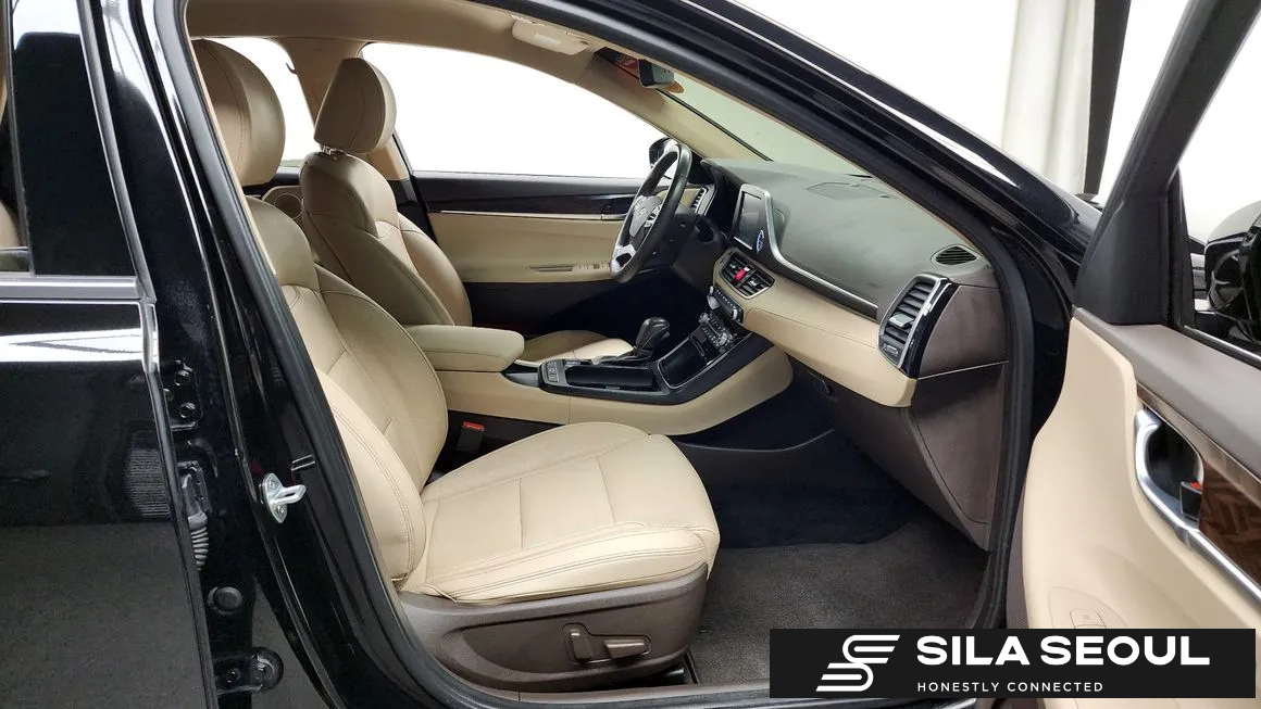 2019 Hyundai Grandeur IG 2.2 Diesel Premium - SILASEOUL