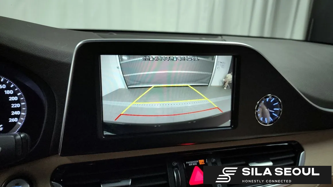 2019 Hyundai Grandeur IG 2.2 Diesel Premium - SILASEOUL