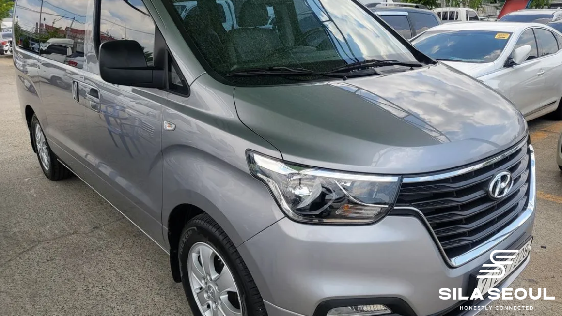 2019 Hyundai The New Grand Starex Wagon 11-seater Smart - SILASEOUL