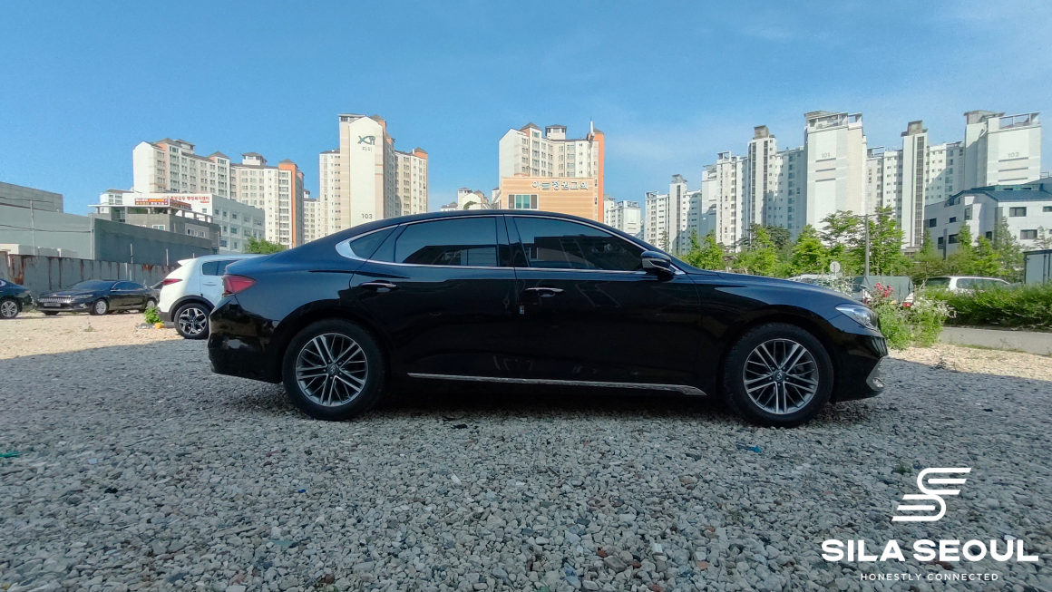 2019 Hyundai Grandeur IG 2.2 Diesel Premium - SILASEOUL