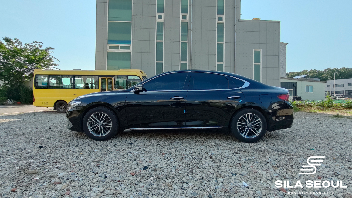 2019 Hyundai Grandeur IG 2.2 Diesel Premium - SILASEOUL