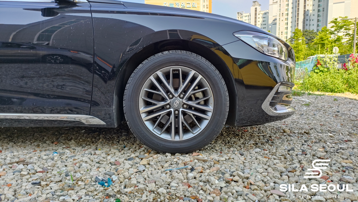 2019 Hyundai Grandeur IG 2.2 Diesel Premium - SILASEOUL