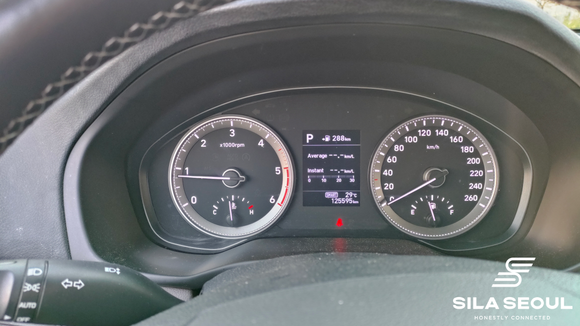 2019 Hyundai Grandeur IG 2.2 Diesel Premium - SILASEOUL