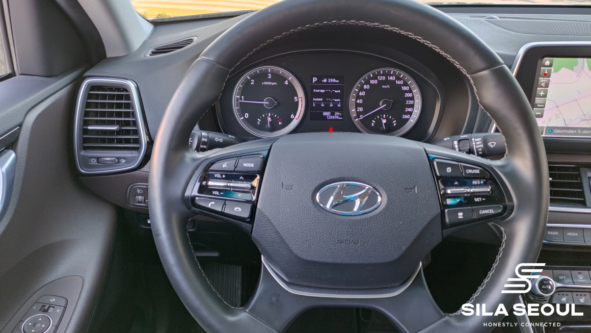2019 Hyundai Grandeur IG 2.2 Diesel Premium - SILASEOUL
