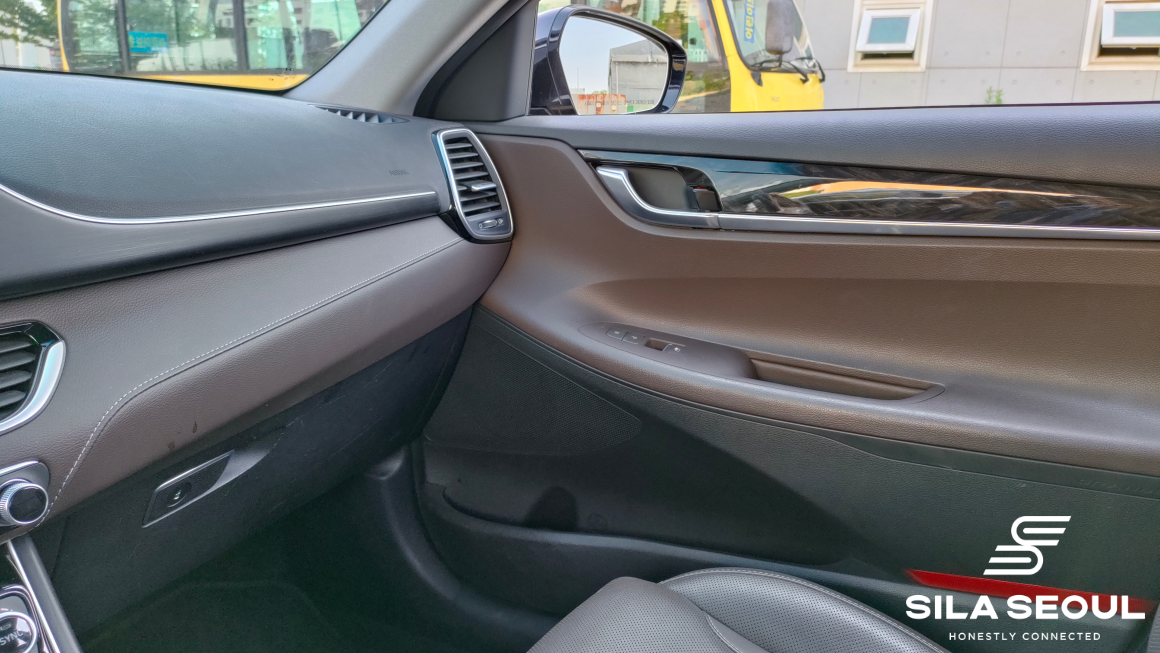 2019 Hyundai Grandeur IG 2.2 Diesel Premium - SILASEOUL