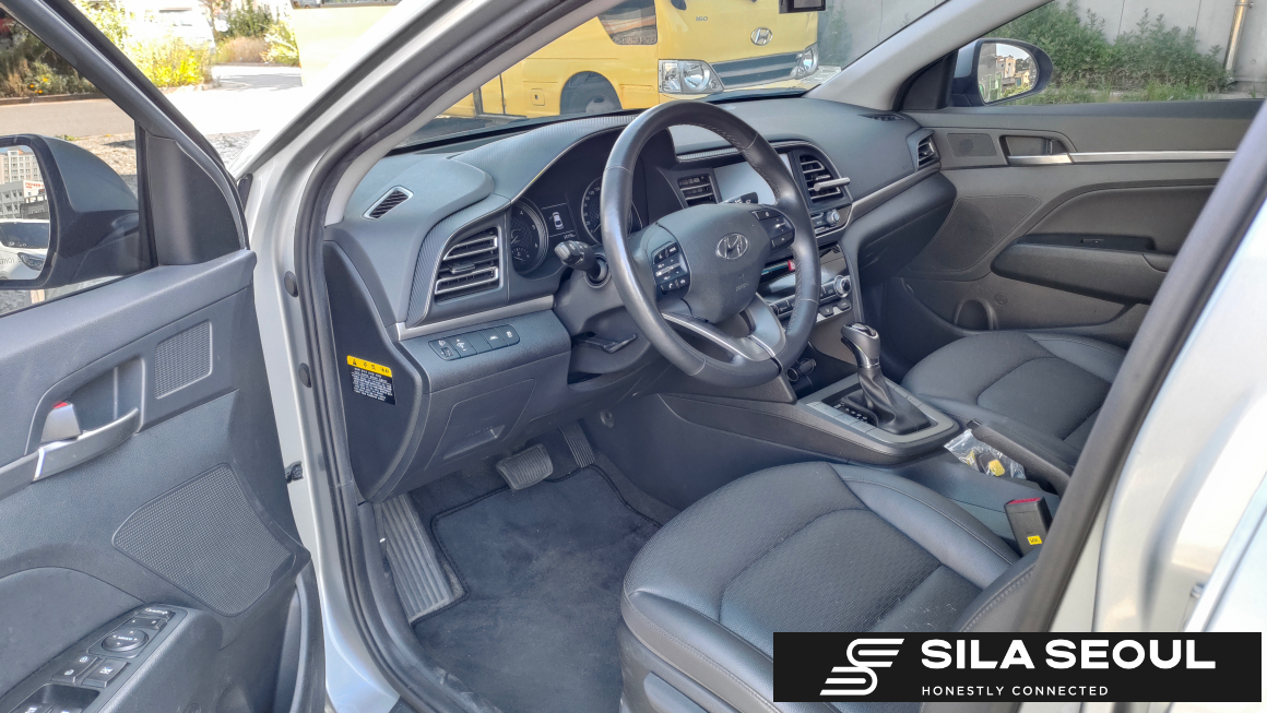 2020 Hyundai The New Avante AD 1.6 Diesel Smart - SILASEOUL