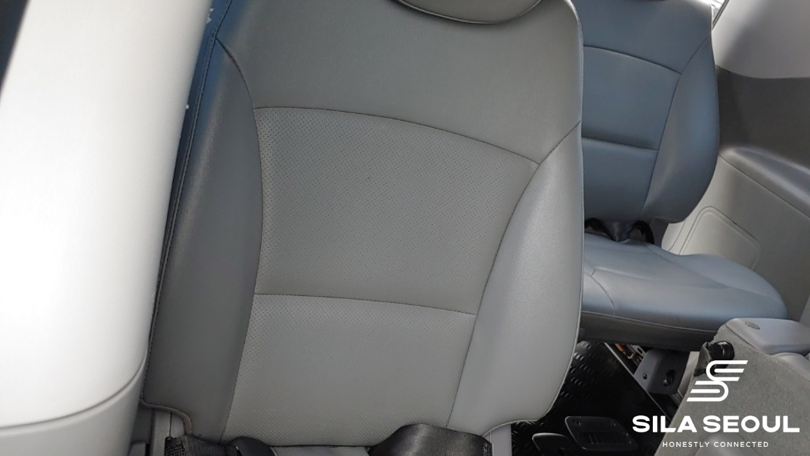 2019 Hyundai The New Grand Starex Wagon 11-seater Smart - SILASEOUL
