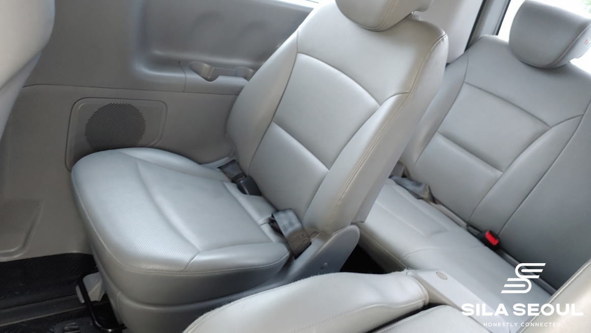 2019 Hyundai The New Grand Starex Wagon 11-seater Smart - SILASEOUL