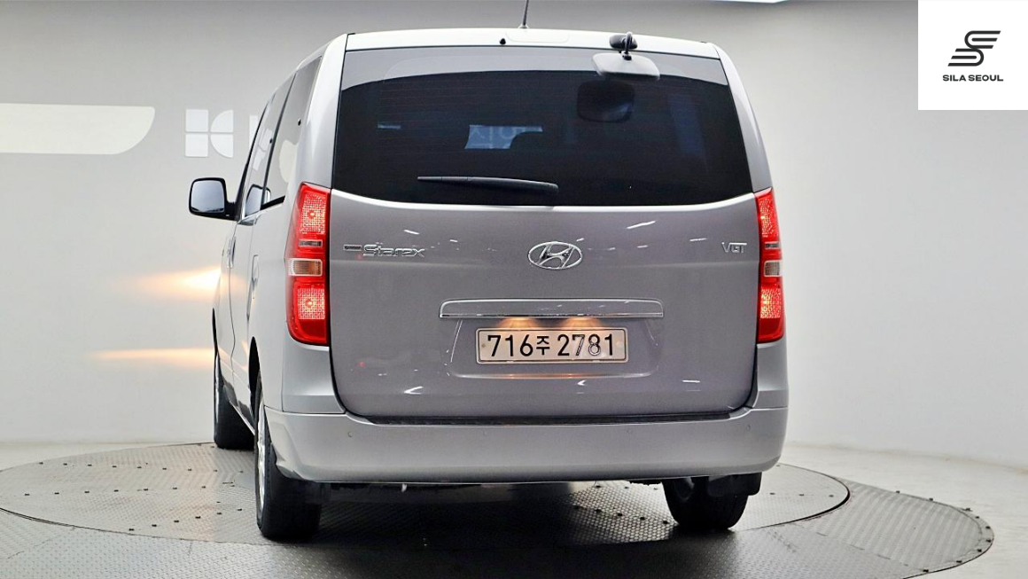 2019 Hyundai The New Grand Starex Wagon 12-seater Smart - SILASEOUL