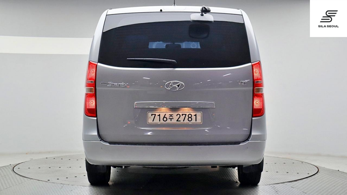 2019 Hyundai The New Grand Starex Wagon 12-seater Smart - SILASEOUL