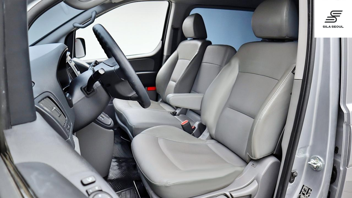 2019 Hyundai The New Grand Starex Wagon 12-seater Smart - SILASEOUL