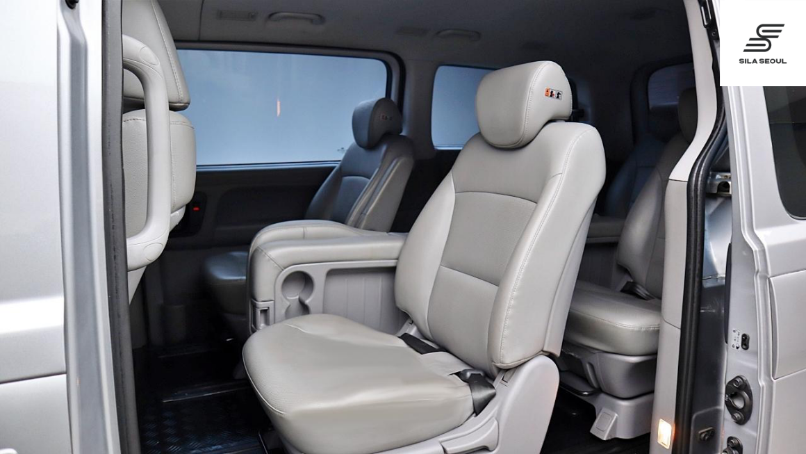 2019 Hyundai The New Grand Starex Wagon 12-seater Smart - SILASEOUL