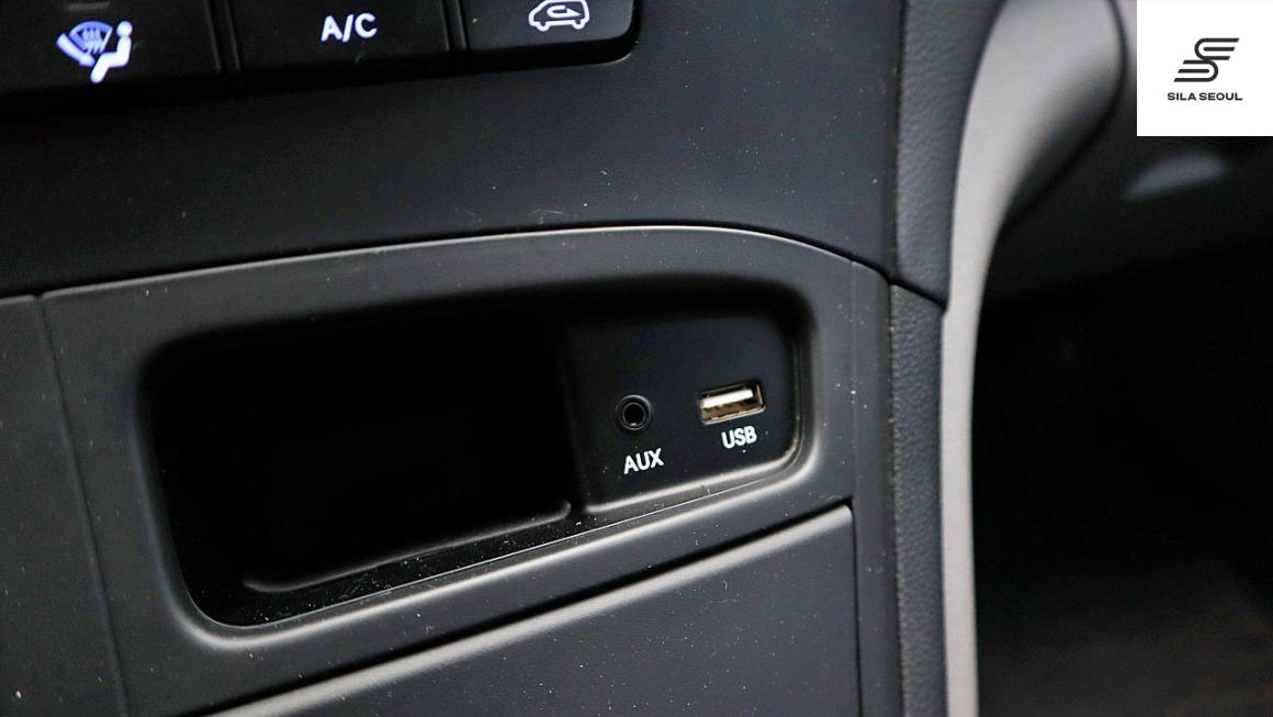2019 Hyundai The New Grand Starex Wagon 12-seater Smart - SILASEOUL