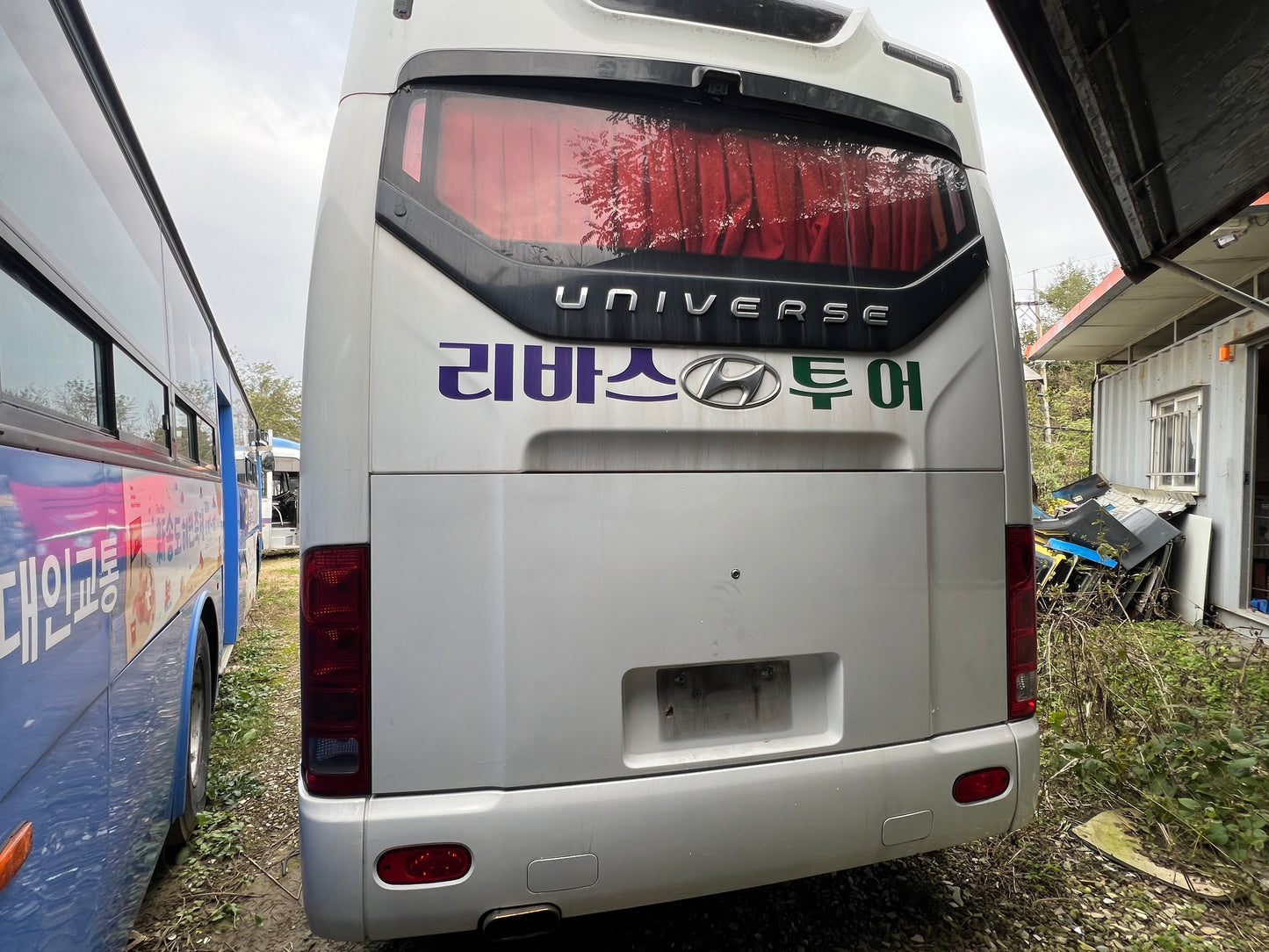 2013 Hyundai Universe