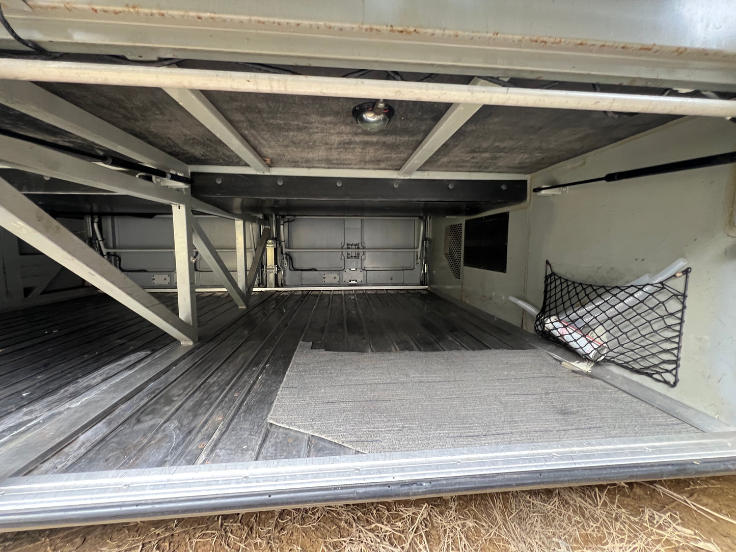 2013 Hyundai Universe