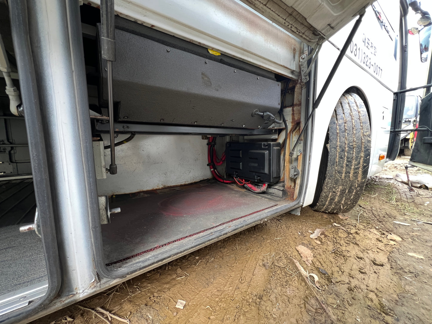 2013 Hyundai Universe