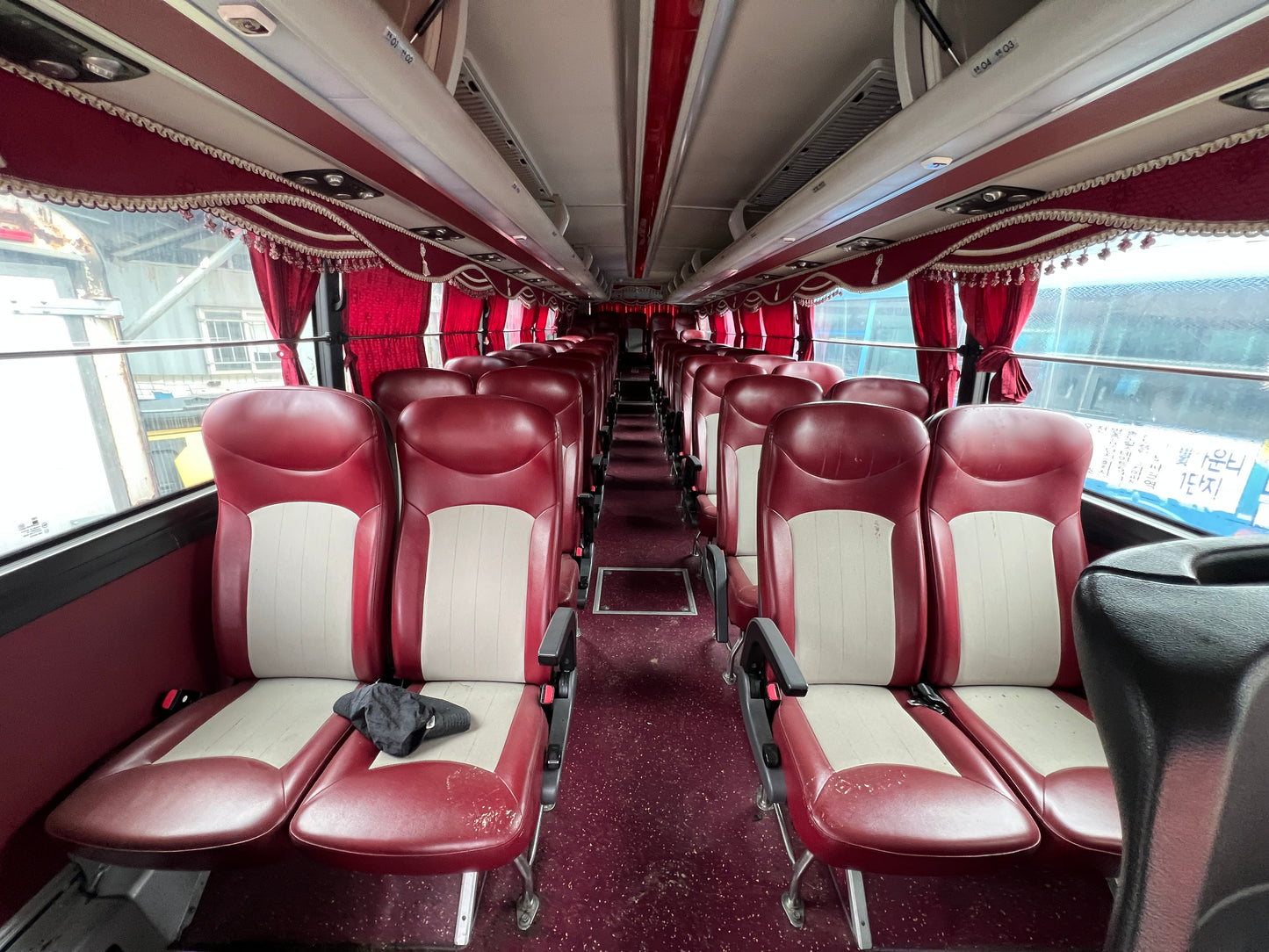 2013 Hyundai Universe