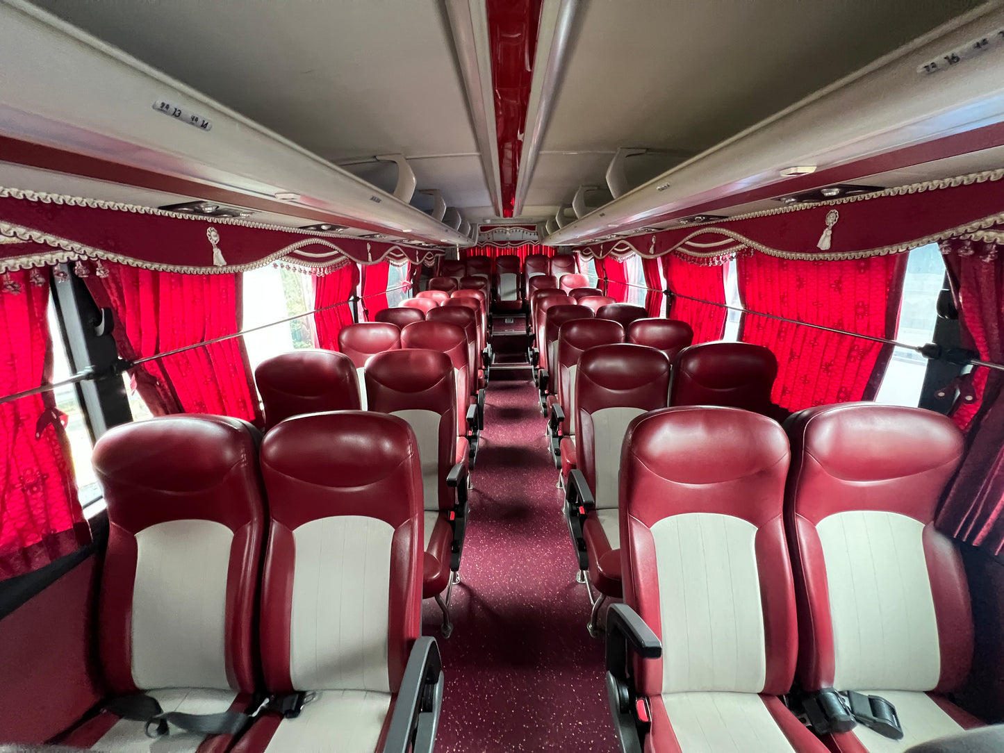 2013 Hyundai Universe