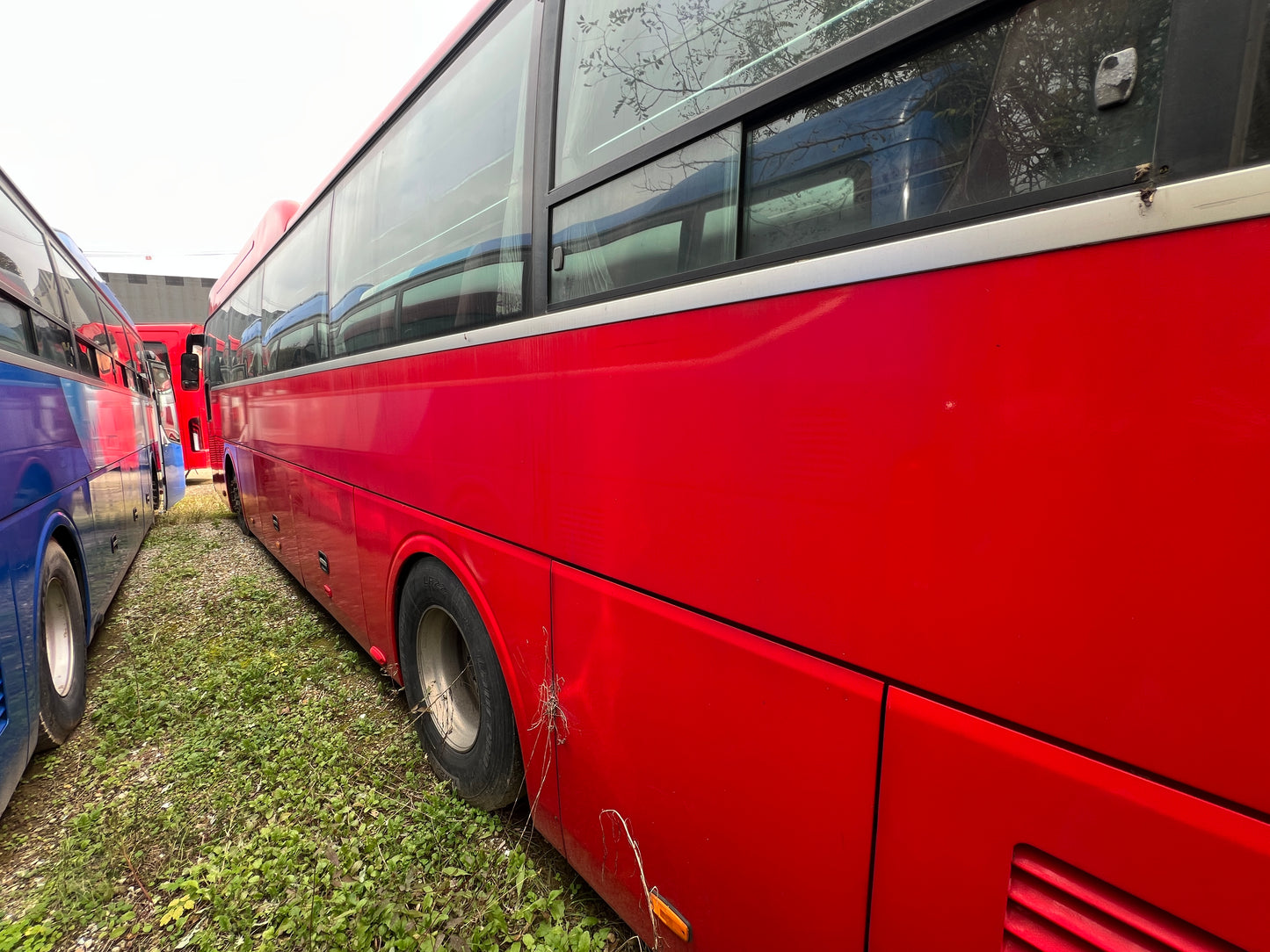 2012 Hyundai Universe