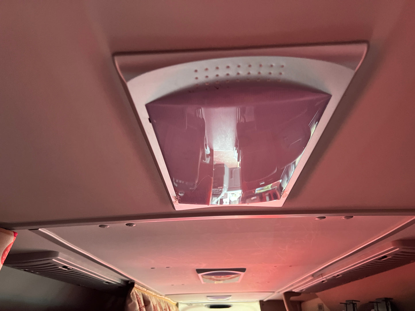 2014 Hyundai Universe