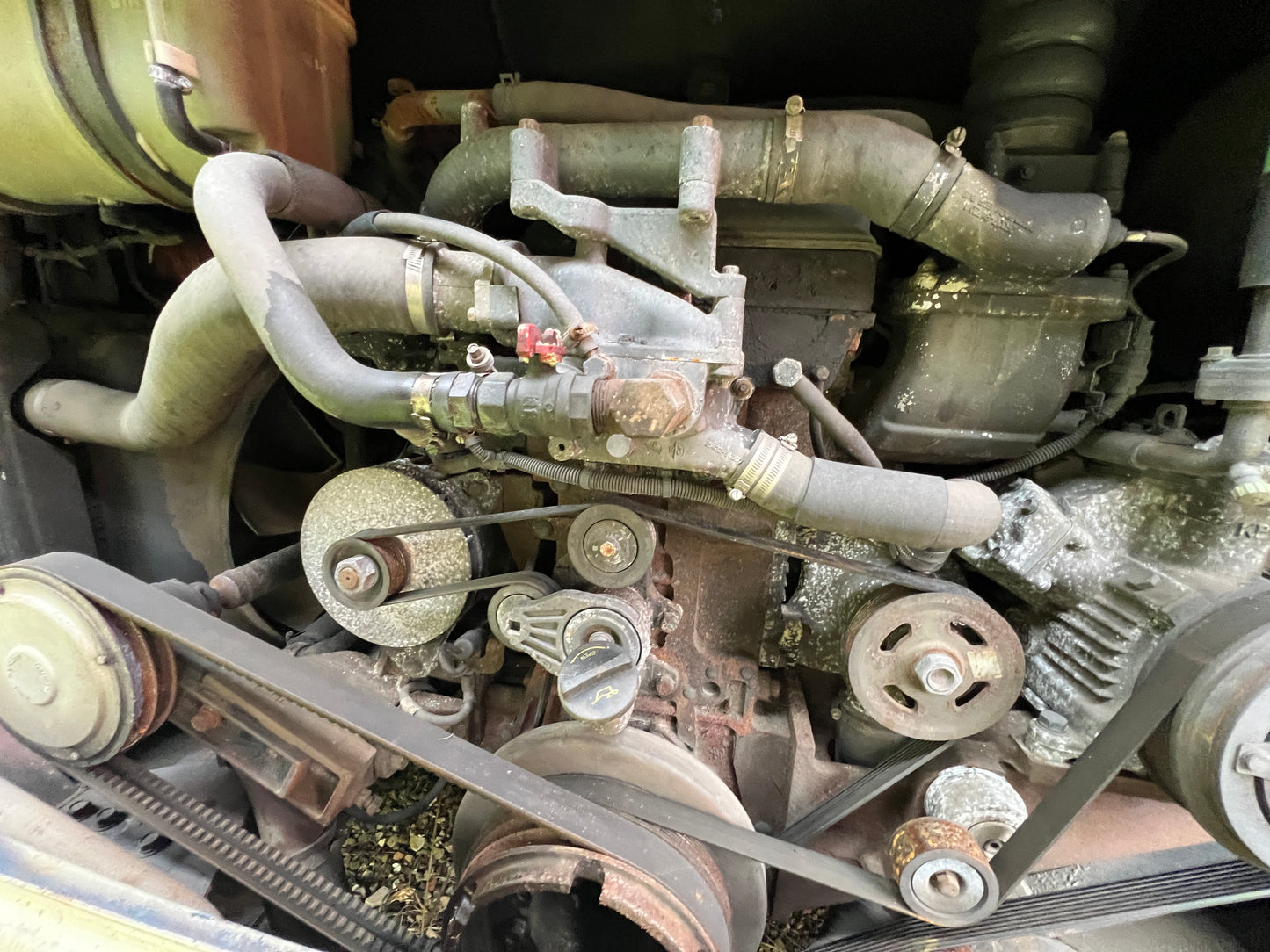 2011 Hyundai Universe