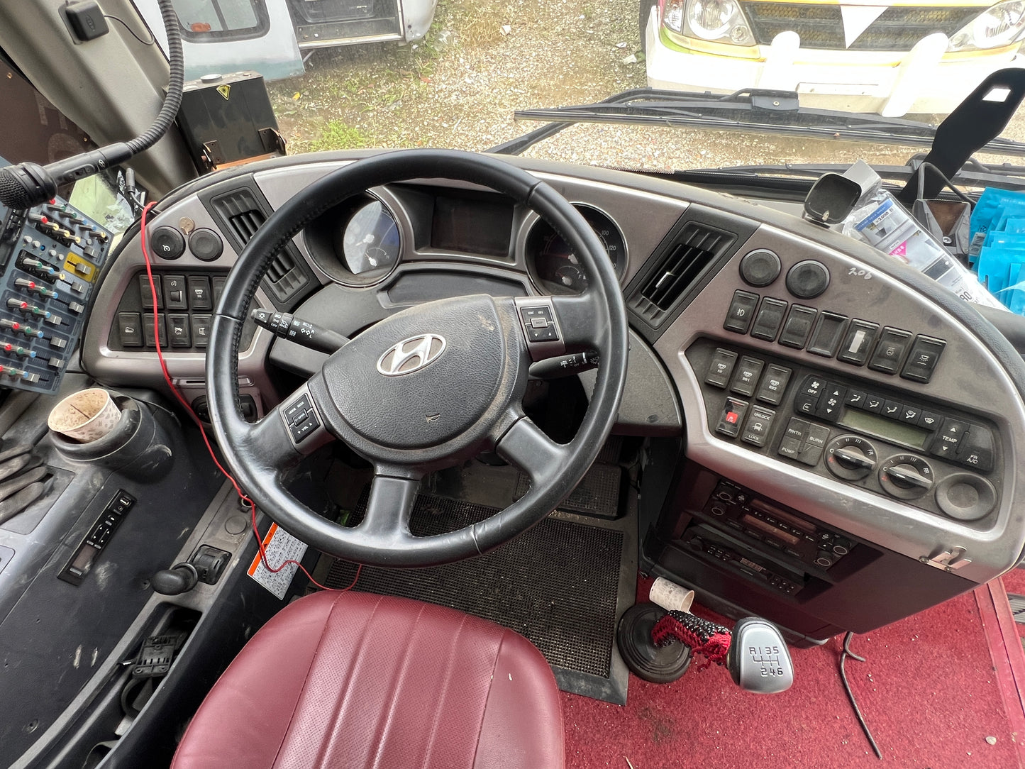 2014 Hyundai Universe Noble