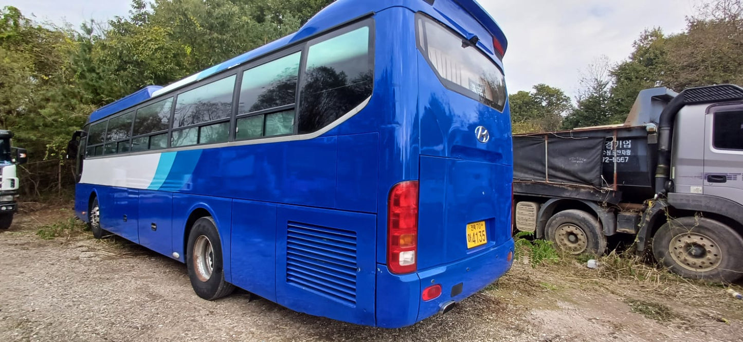 2014 Hyundai Universe