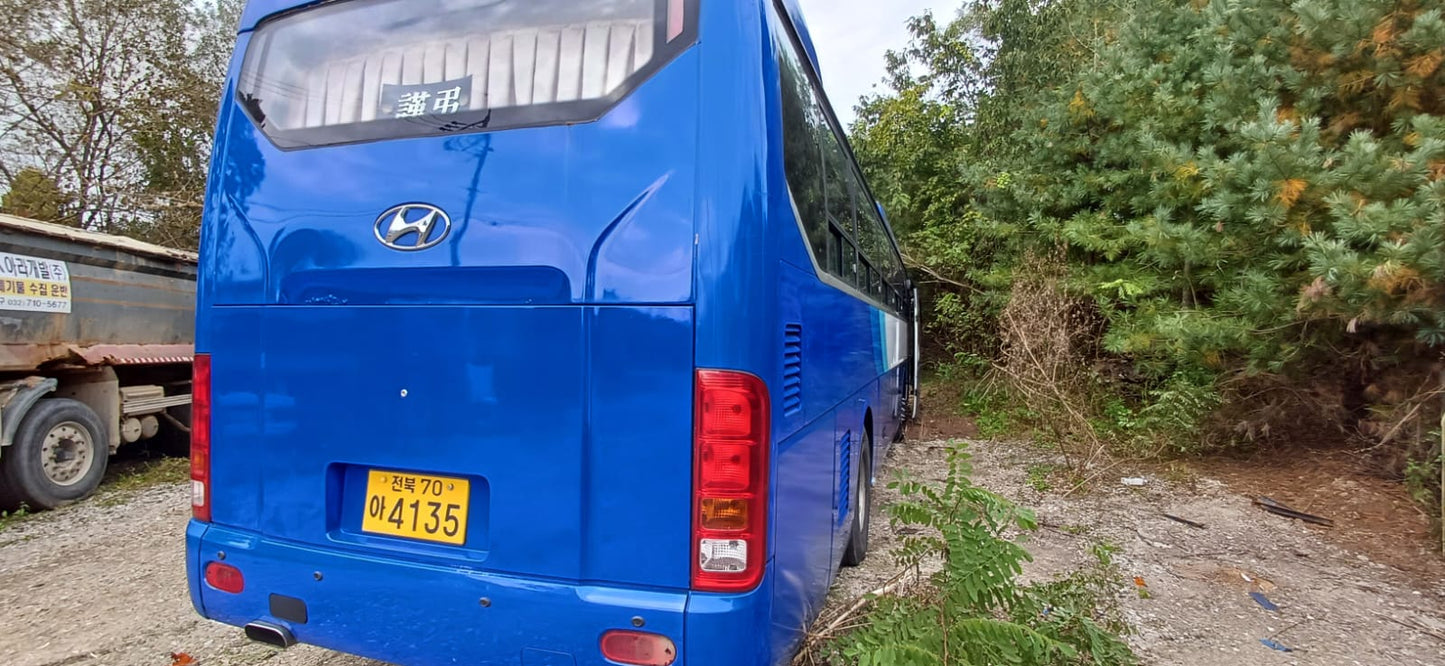 2014 Hyundai Universe