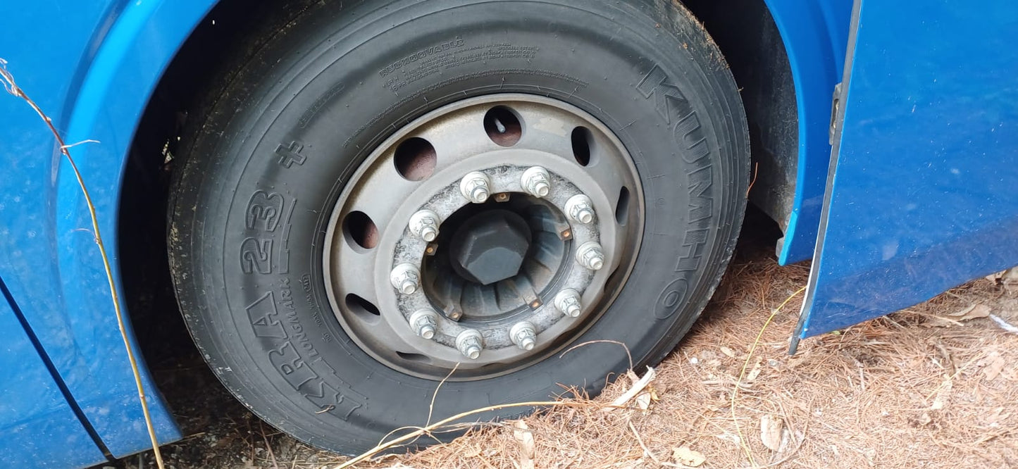 2014 Hyundai Universe