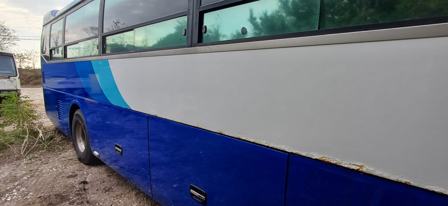 2014 Hyundai Universe