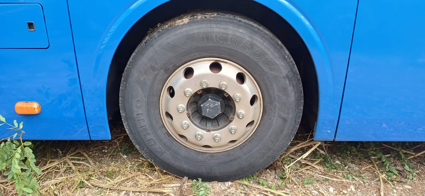 2014 Hyundai Universe