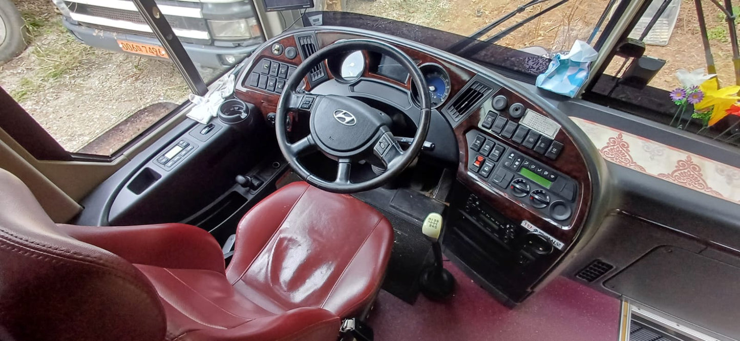 2014 Hyundai Universe