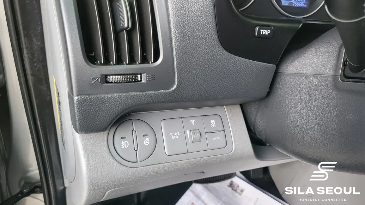 2019 Hyundai The New Grand Starex Wagon 11-seater Smart - SILASEOUL