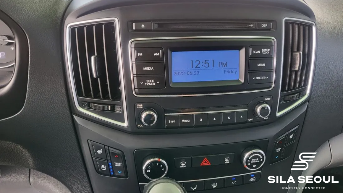 2019 Hyundai The New Grand Starex Wagon 11-seater Smart - SILASEOUL